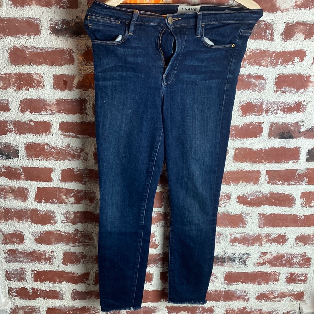 Frame Denim Le High Crop Skinny Jeans. Women. Size: 27